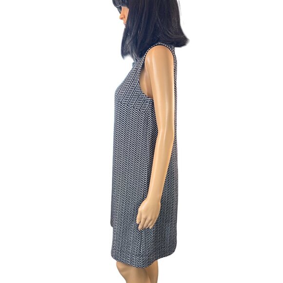 LOFT Sleeveless Knit Chevron Shift Dress in Black/White Size Small - Picture 4 of 5